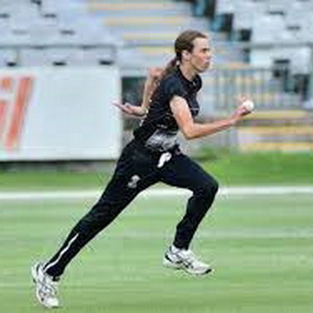 Tabitha la Grange Biography